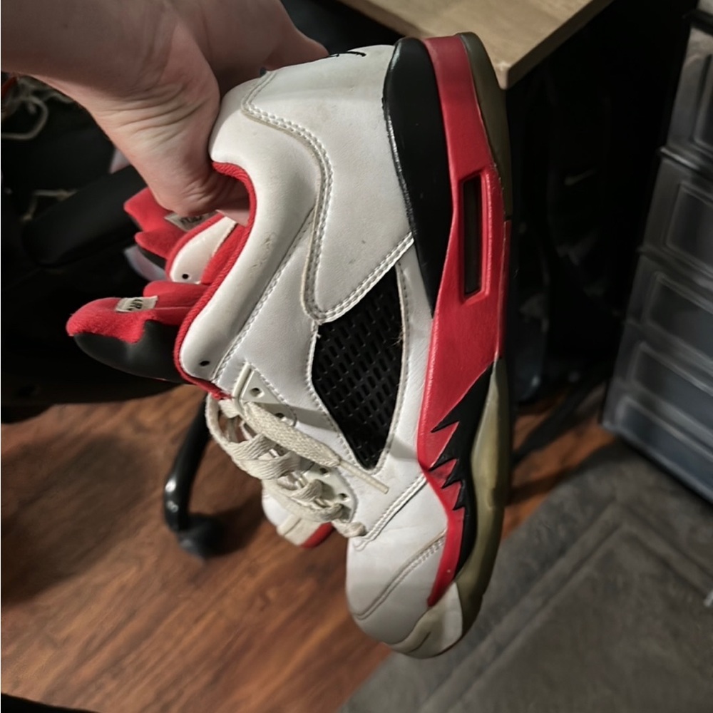 Fire Red 5 Low